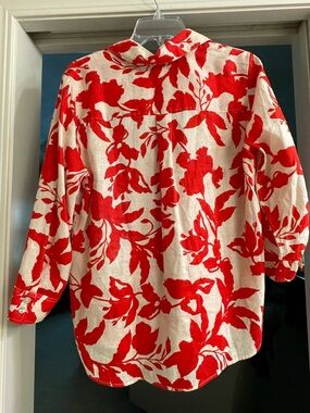 Chico's Red and White Floral Button-Front Top